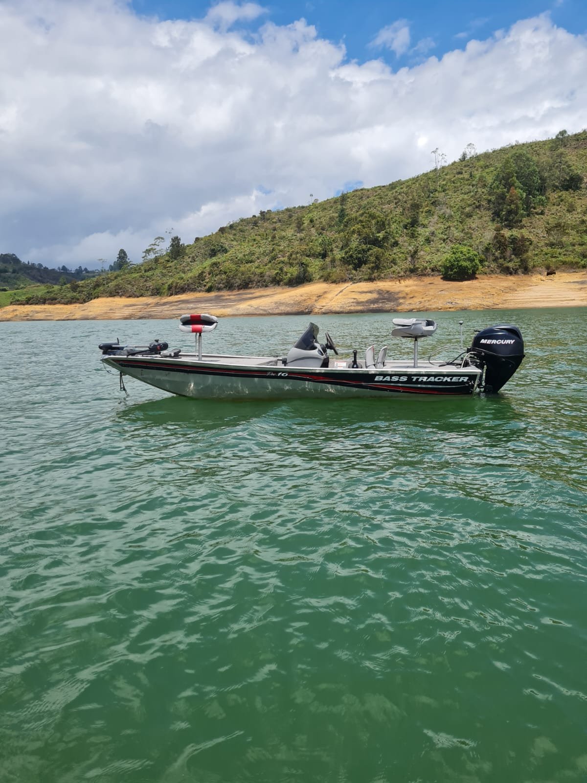 Bote Tracker PRO 160