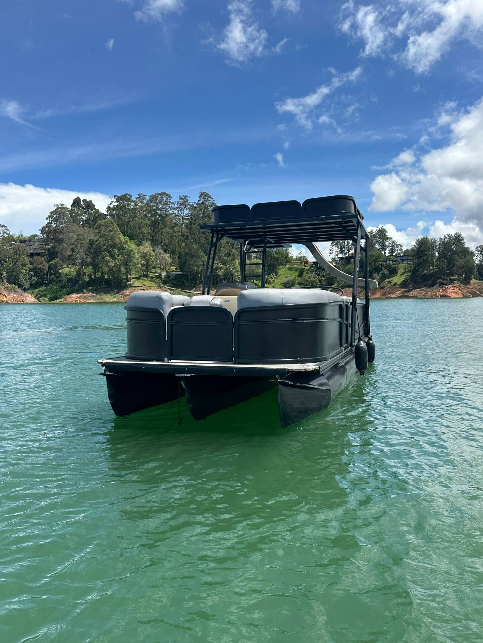 Pontón PREMIER Escalante - Image 3