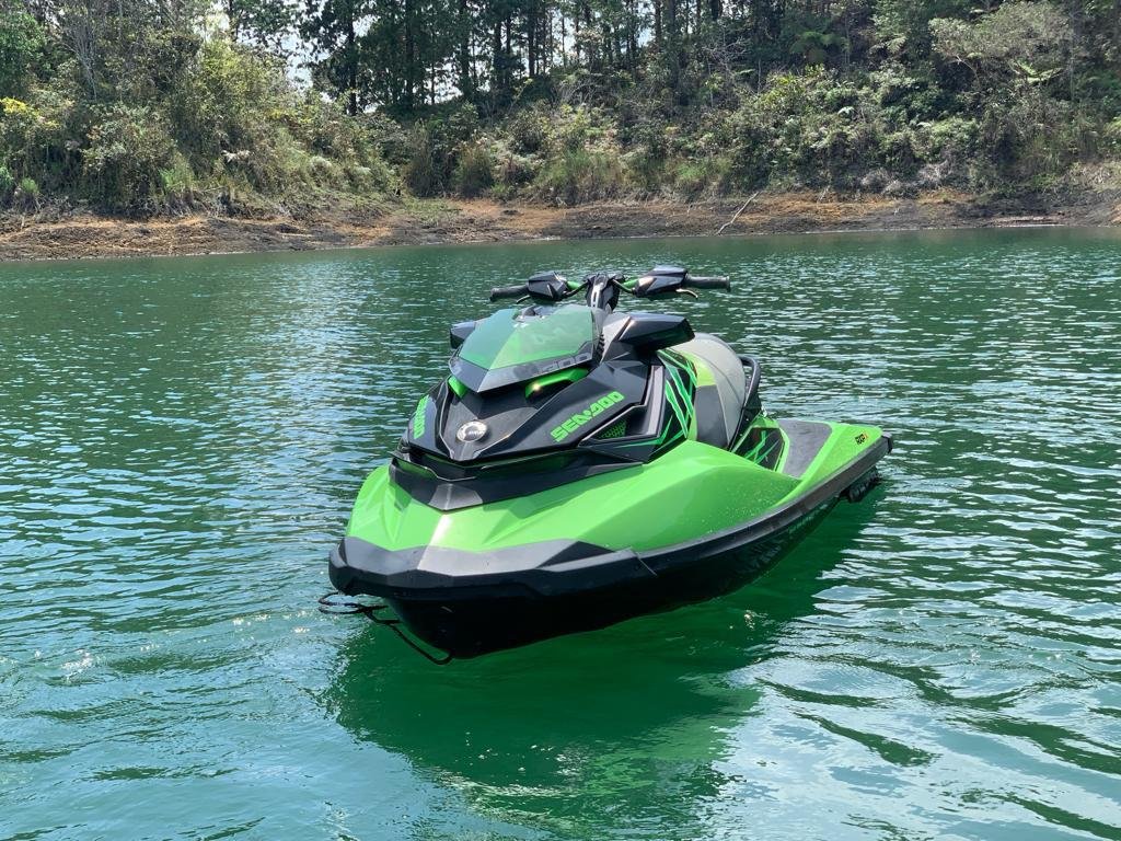Jet Ski Sea Doo RXP X 300