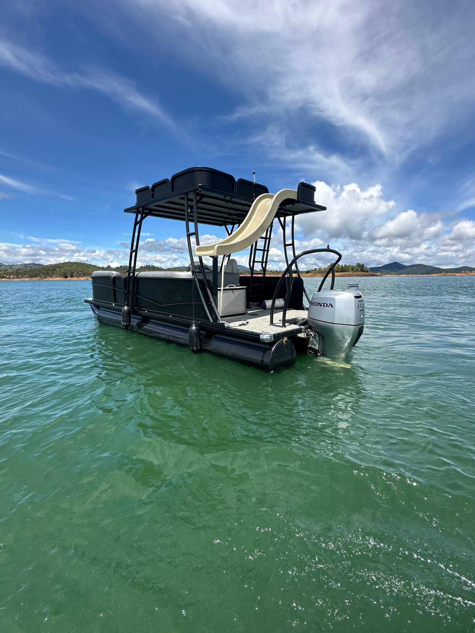 Pontón PREMIER Escalante