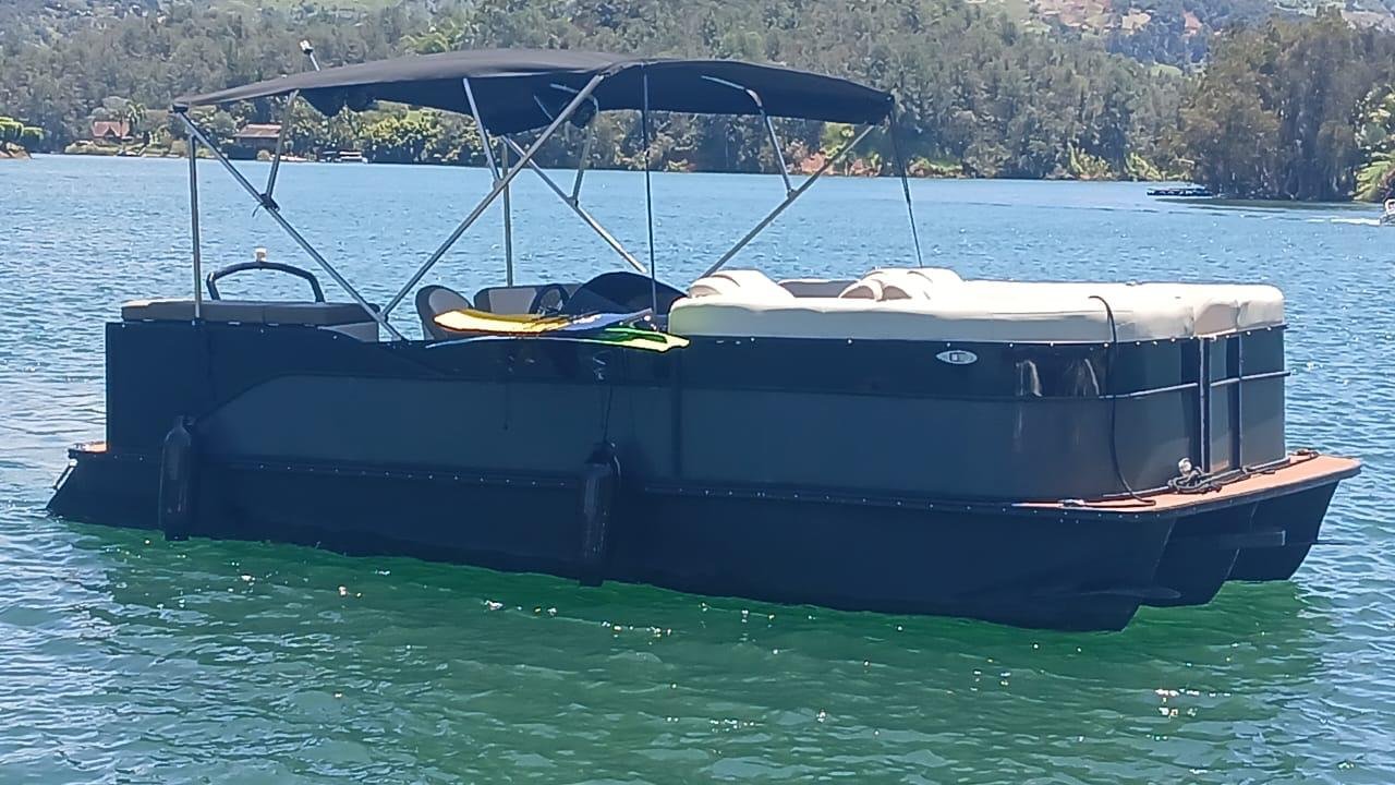 PONTON COLOMBIANO 2025 22 PIES - Image 13