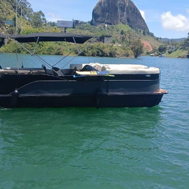 PONTON COLOMBIANO 2025 22 PIES