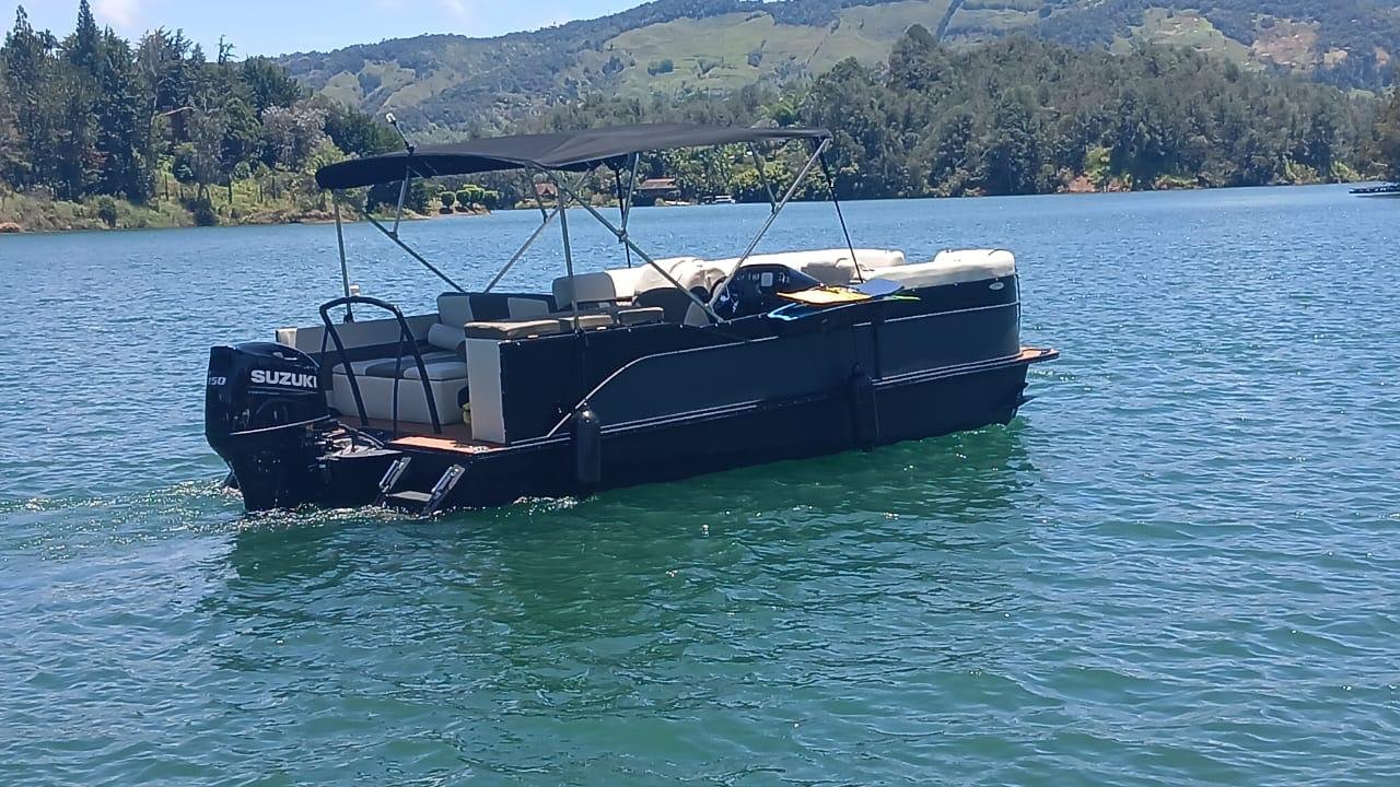 PONTON COLOMBIANO 2025 22 PIES - Image 4